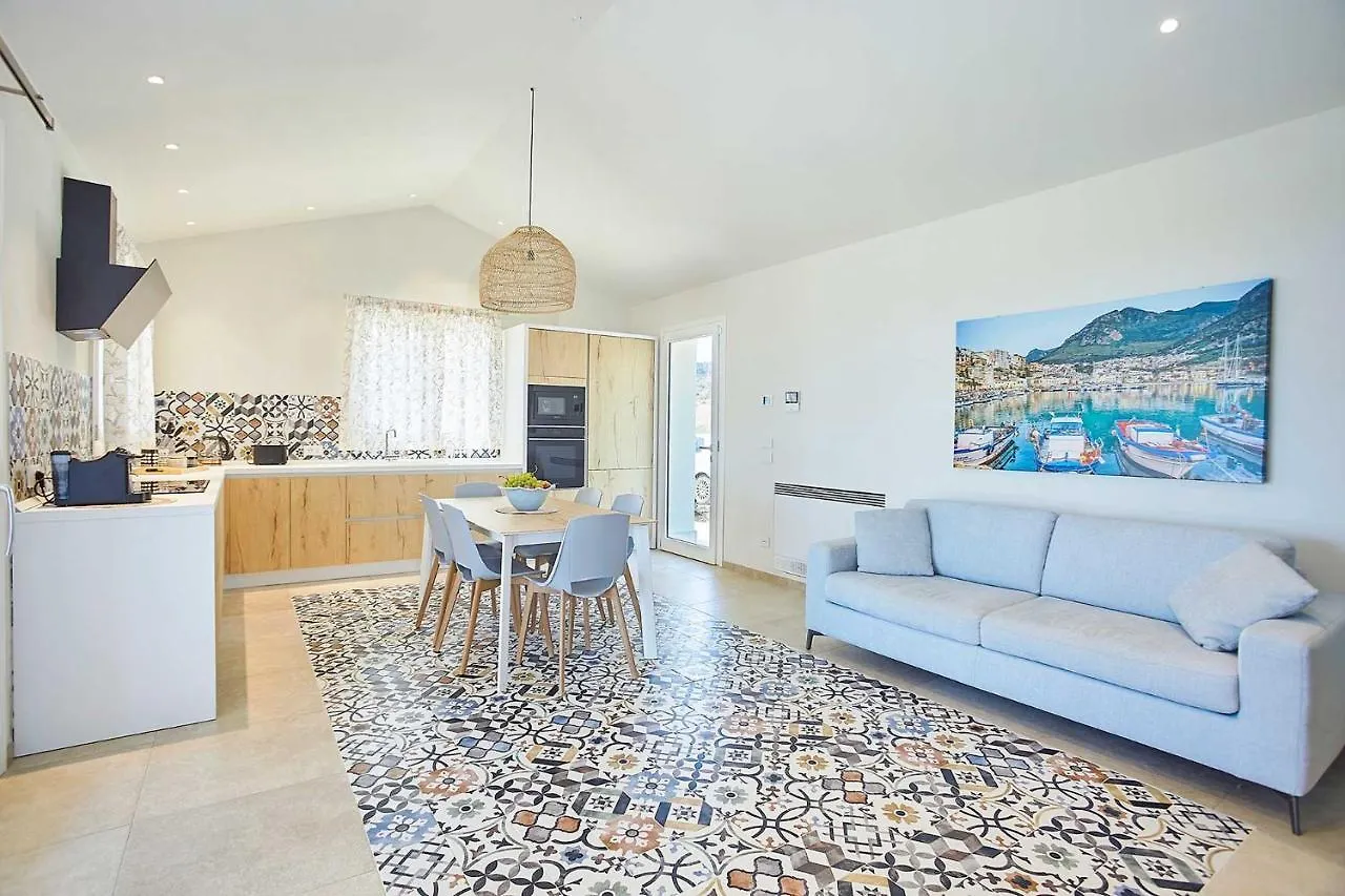 Villa Del Borgo Con Piscina E Jacuzzi Scopello  Italy