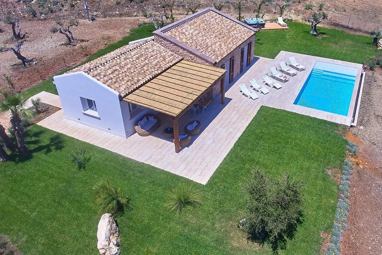 Villa Del Borgo Con Piscina E Jacuzzi Scopello  Italy