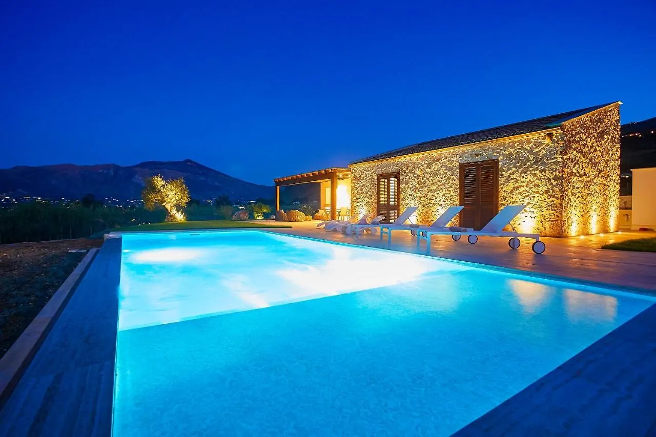 Villa Del Borgo Con Piscina E Jacuzzi Scopello  Italy